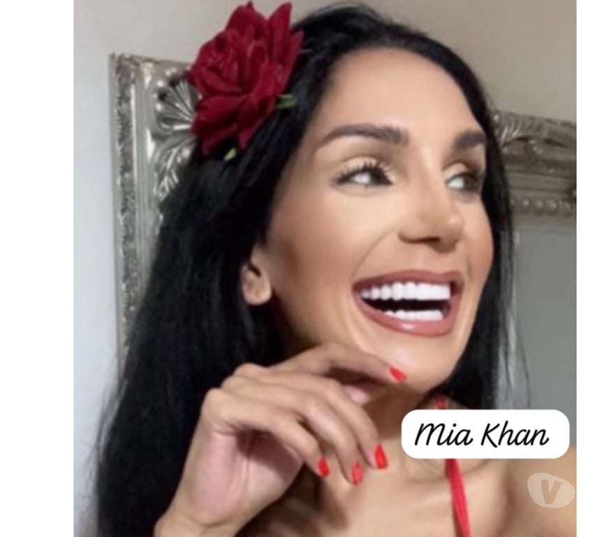 MIA KHAN LEEDS IN CALLS 07395641919