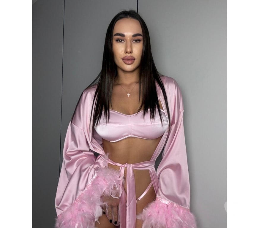 High-Class London Companion 🌟 Available Now 💼